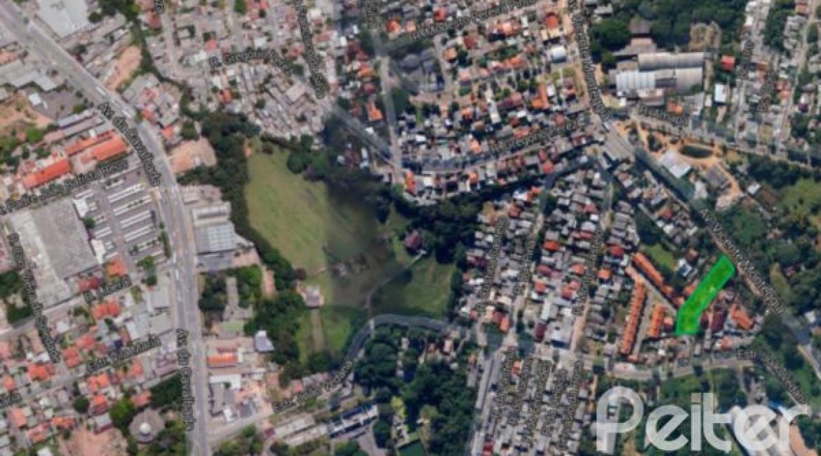 Terreno à venda, no bairro Vila Nova em Porto Alegre