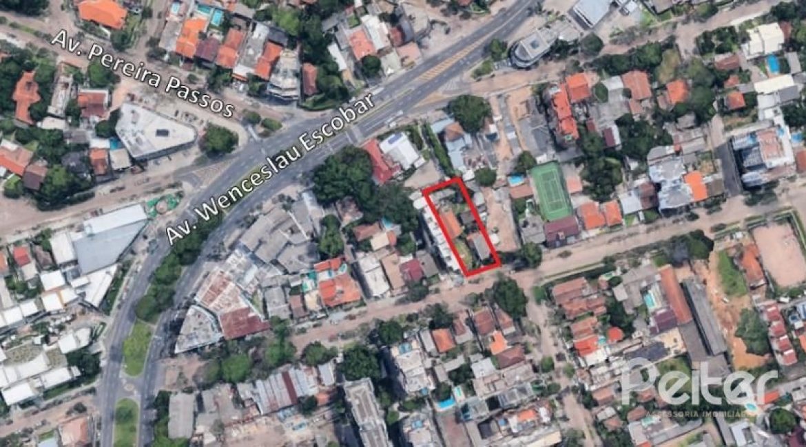 Terreno à venda, no bairro Tristeza em Porto Alegre