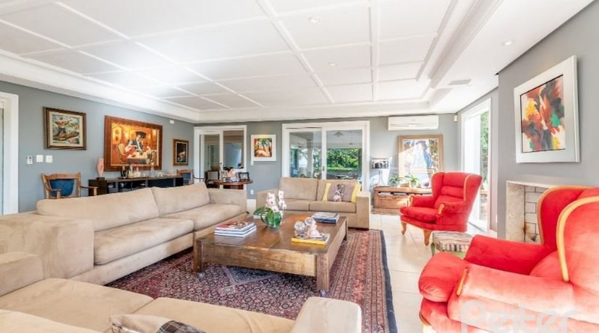  à venda, no bairro  em 