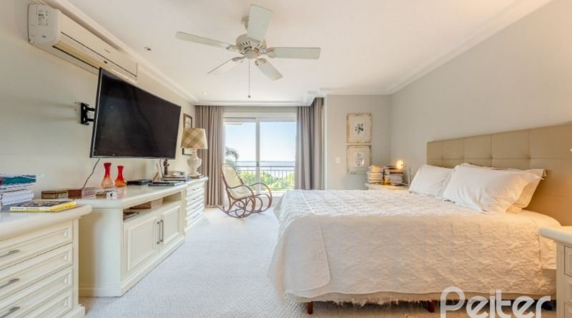  à venda, no bairro  em 