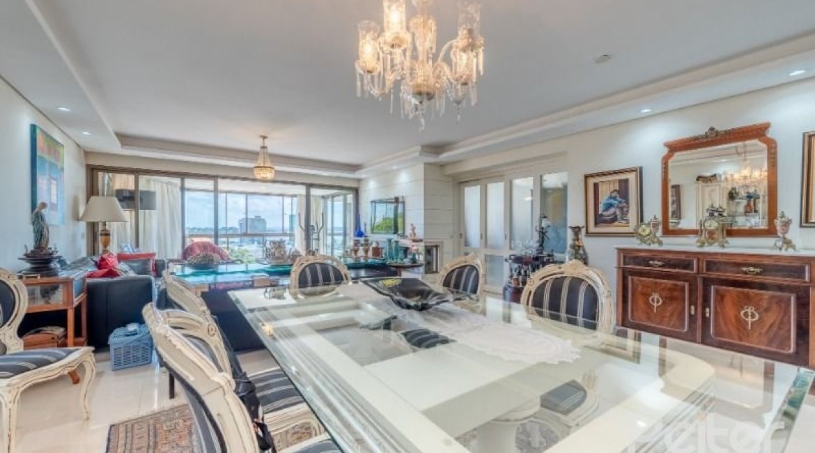 Apartamento à venda com 207m², 3 dormitórios, 3 suítes, 3 vagas, no bairro Cristal em Porto Alegre