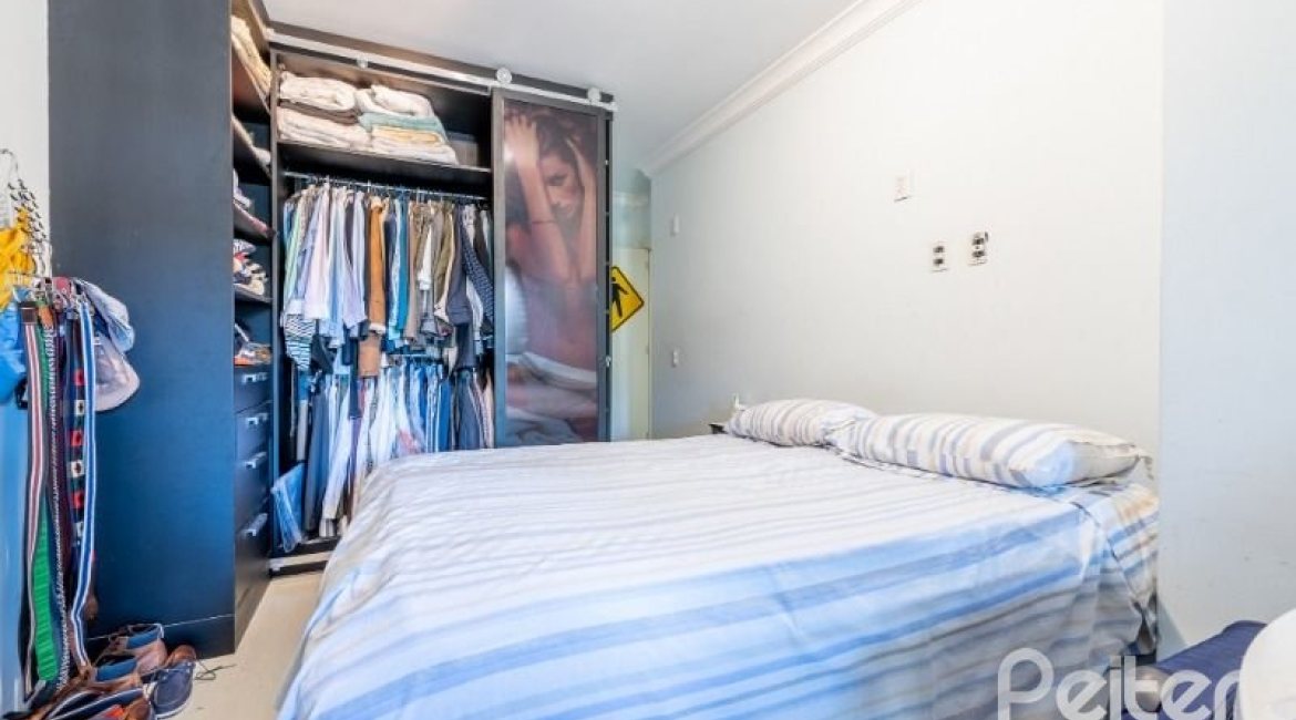 Apartamento à venda com 207m², 3 dormitórios, 3 suítes, 3 vagas, no bairro Cristal em Porto Alegre