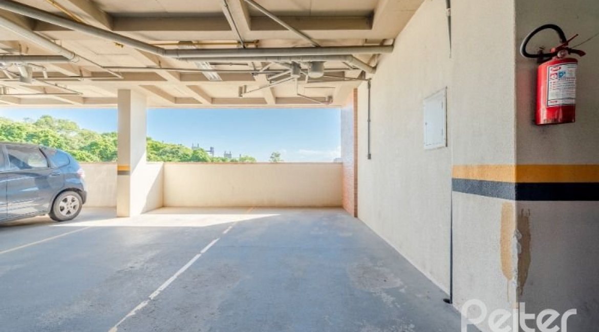 Apartamento à venda com 207m², 3 dormitórios, 3 suítes, 3 vagas, no bairro Cristal em Porto Alegre