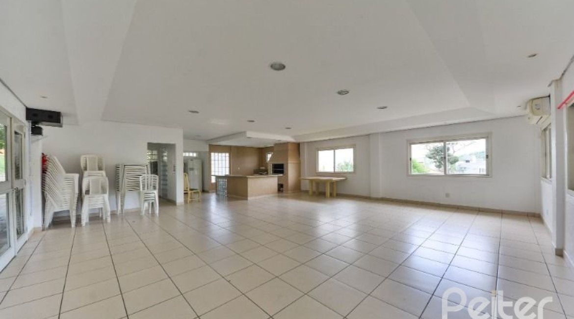 Casa em Condomínio à venda com 389m², 4 dormitórios, 3 suítes, 4 vagas, no bairro Vila Nova em Porto Alegre