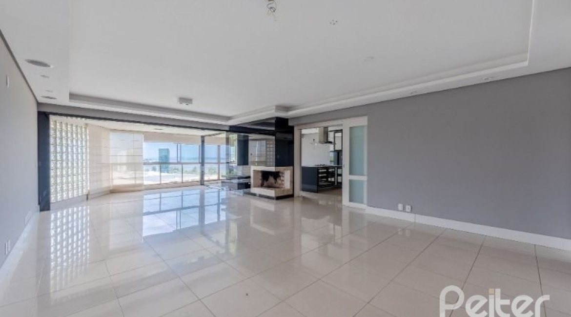 Apartamento à venda com 200m², 3 dormitórios, 3 suítes, 4 vagas, no bairro Cristal em PORTO ALEGRE