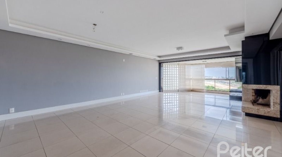 Apartamento à venda com 200m², 3 dormitórios, 3 suítes, 4 vagas, no bairro Cristal em PORTO ALEGRE