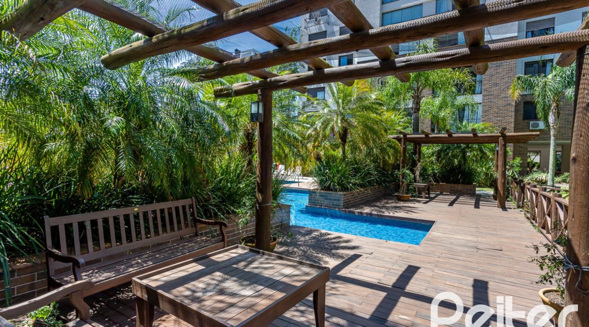 Apartamento à venda com 88m², 3 dormitórios, 1 suíte, 2 vagas, no bairro Tristeza em PORTO ALEGRE
