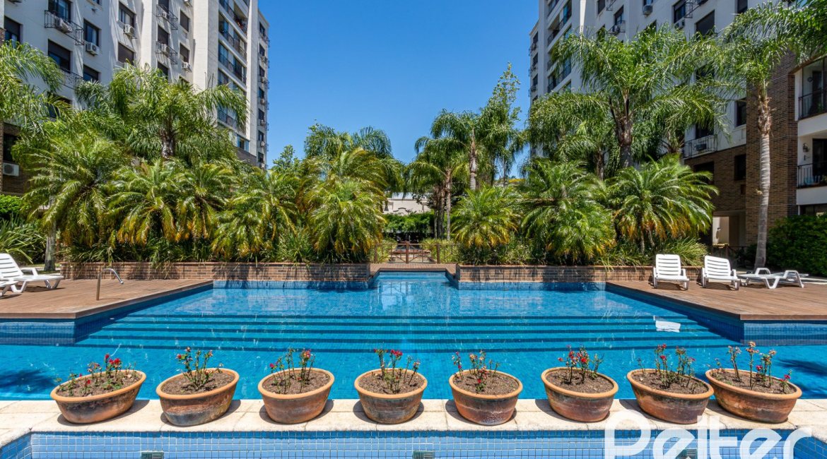 Apartamento à venda com 88m², 3 dormitórios, 1 suíte, 2 vagas, no bairro Tristeza em PORTO ALEGRE