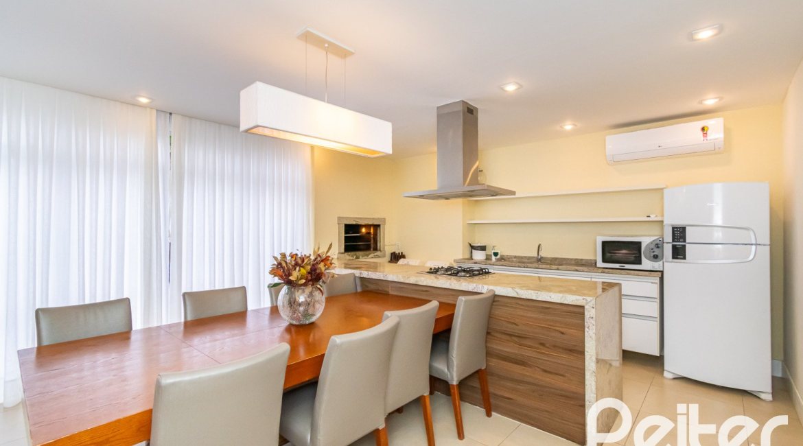 Apartamento à venda com 88m², 3 dormitórios, 1 suíte, 2 vagas, no bairro Tristeza em PORTO ALEGRE