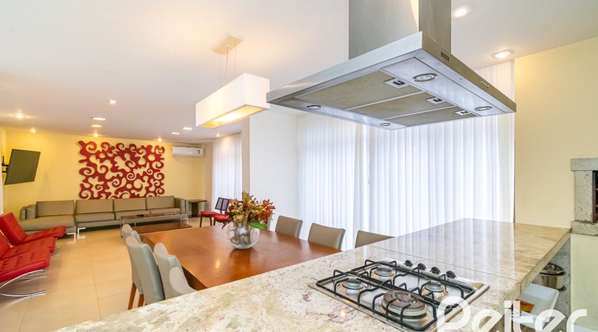 Apartamento à venda com 88m², 3 dormitórios, 1 suíte, 2 vagas, no bairro Tristeza em PORTO ALEGRE