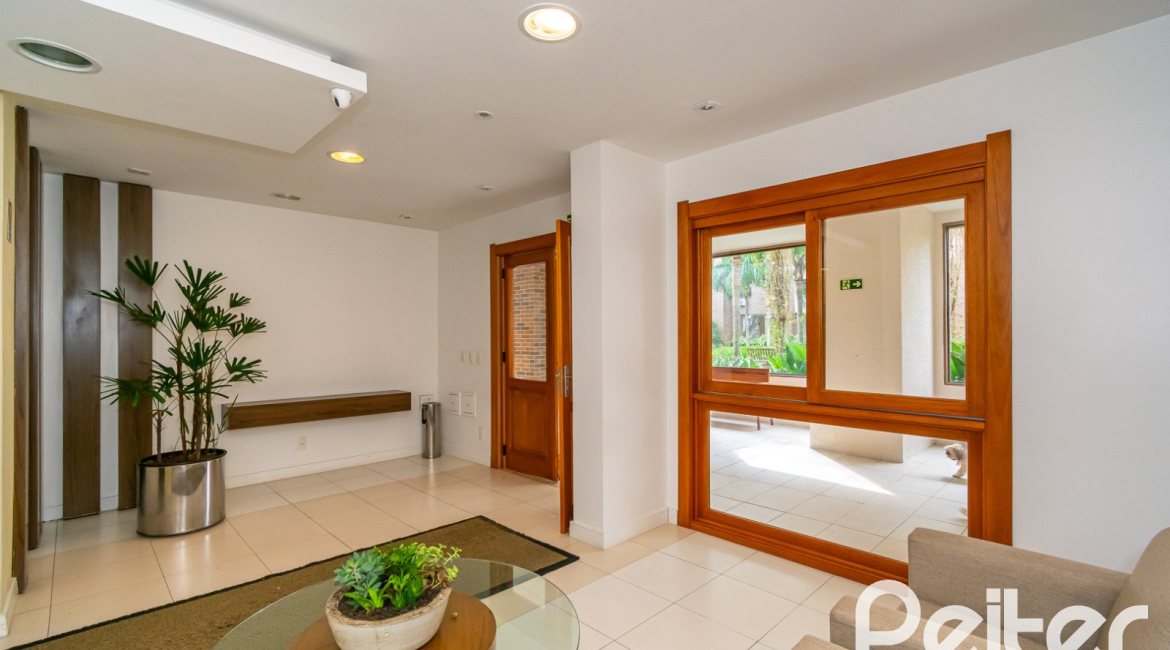 Apartamento à venda com 88m², 3 dormitórios, 1 suíte, 2 vagas, no bairro Tristeza em PORTO ALEGRE