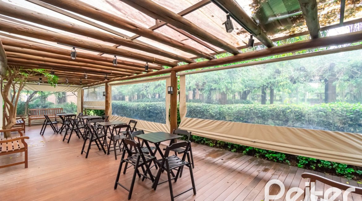 Apartamento à venda com 88m², 3 dormitórios, 1 suíte, 2 vagas, no bairro Tristeza em PORTO ALEGRE