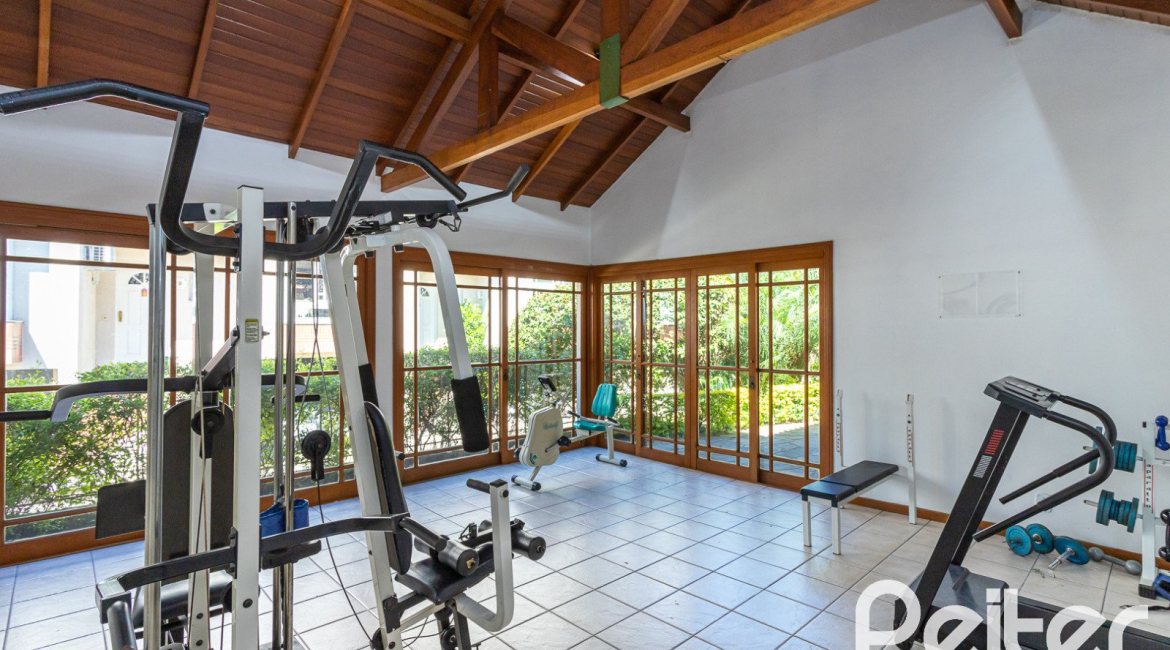 Casa em Condomínio à venda com 250m², 3 dormitórios, 1 suíte, 3 vagas, no bairro Tristeza em PORTO ALEGRE