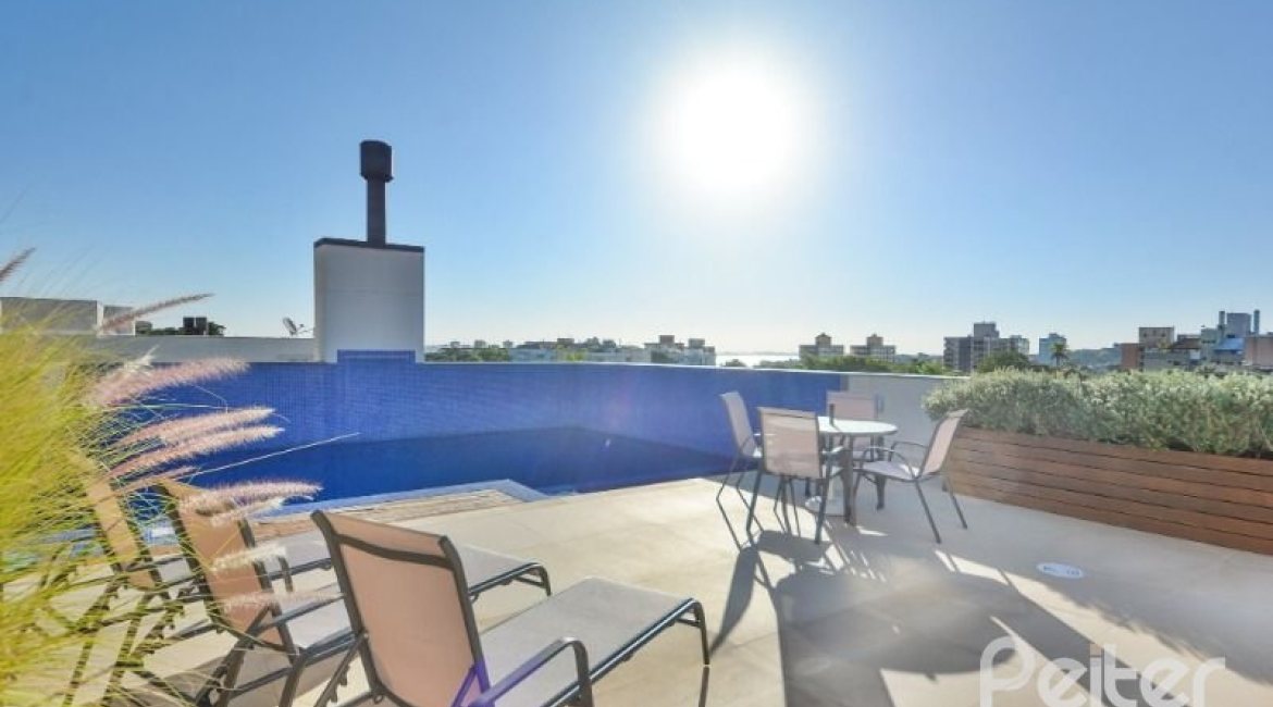 Casa em Condomínio à venda com 169m², 3 dormitórios, 1 suíte, 2 vagas, no bairro Tristeza em PORTO ALEGRE