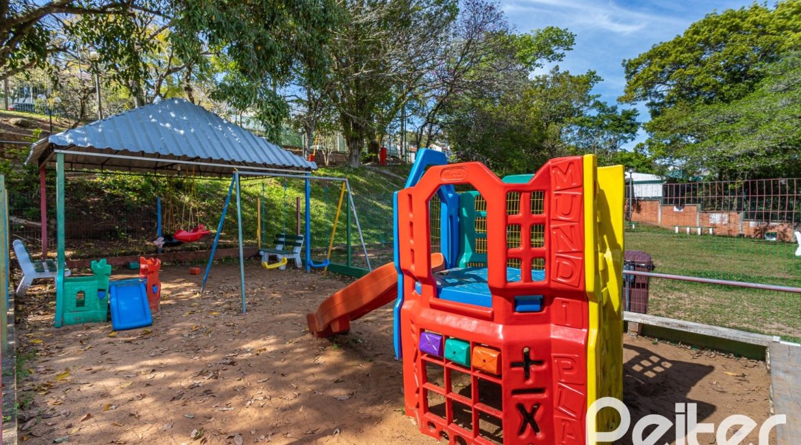 Apartamento à venda com 45m², 1 dormitório, no bairro Nonoai em PORTO ALEGRE