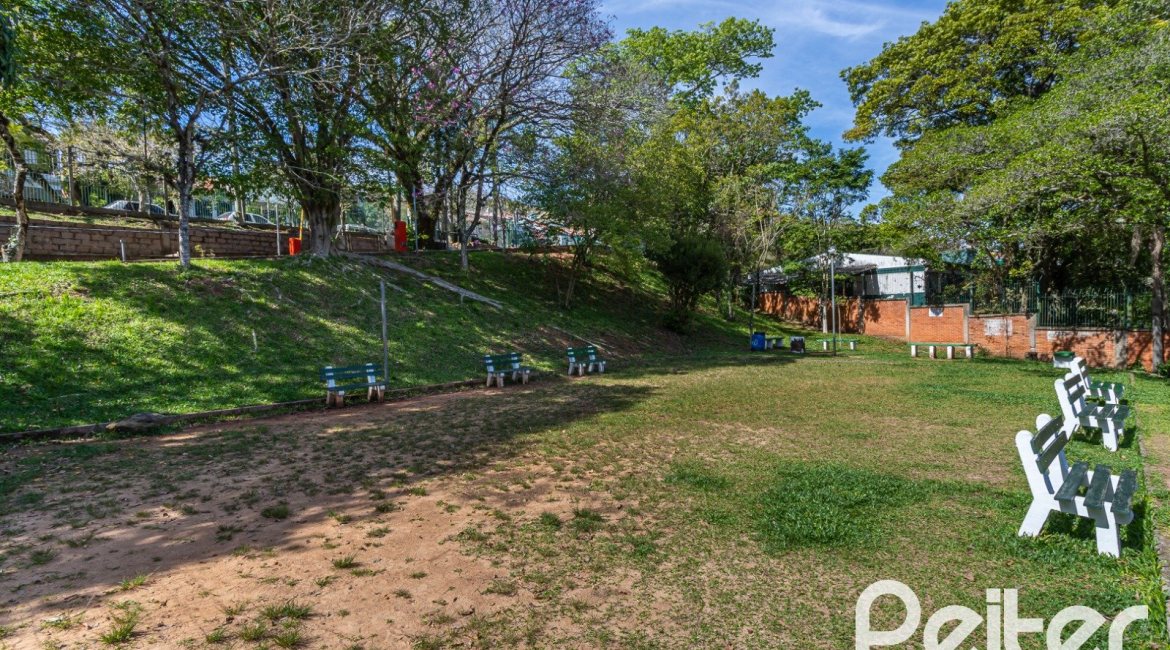 Apartamento à venda com 45m², 1 dormitório, no bairro Nonoai em PORTO ALEGRE