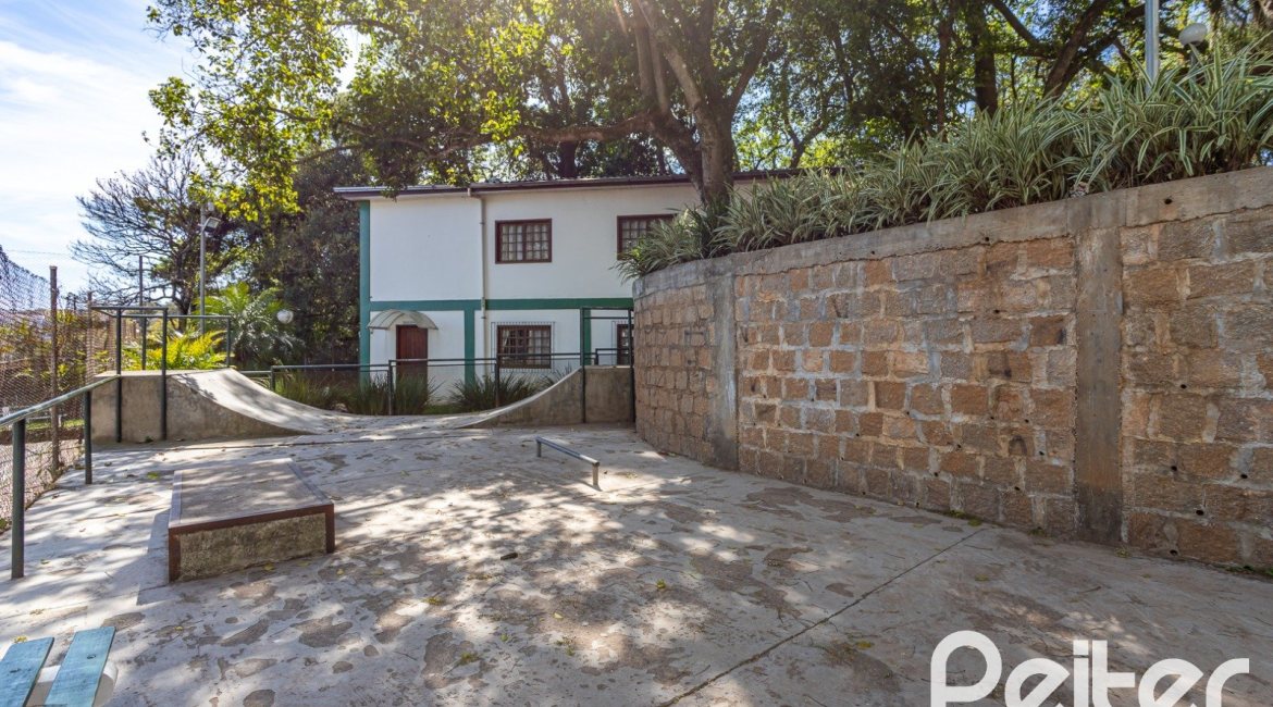 Apartamento à venda com 45m², 1 dormitório, no bairro Nonoai em PORTO ALEGRE