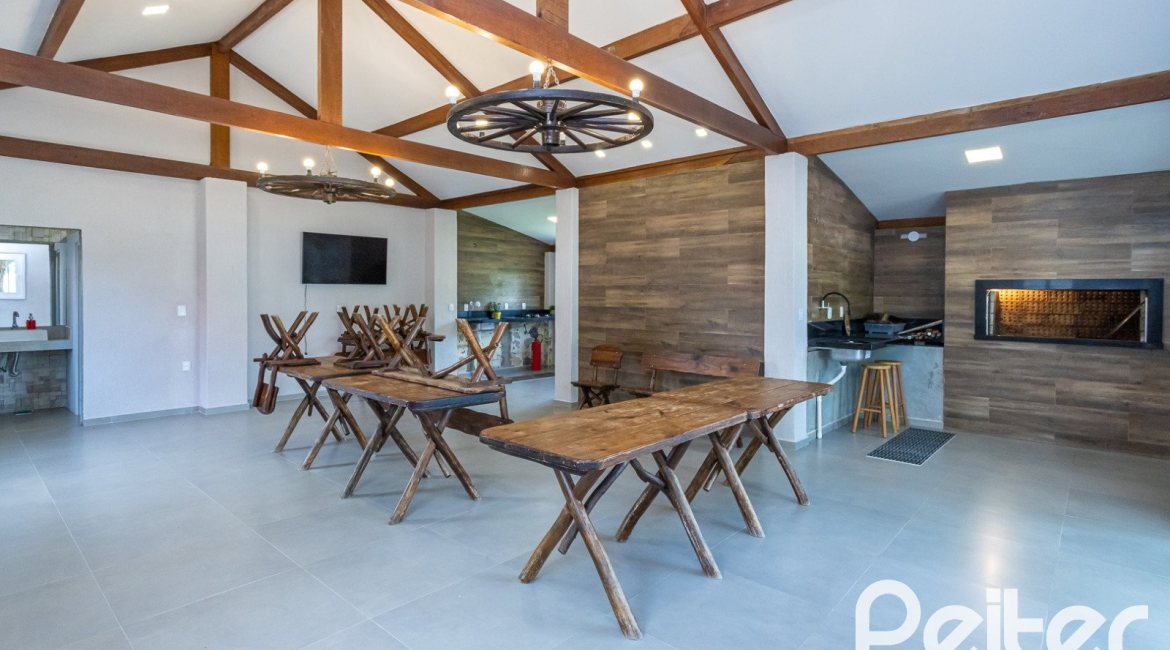 Casa em Condomínio à venda com 174m², 3 dormitórios, 3 suítes, 2 vagas, no bairro Hipica em PORTO ALEGRE