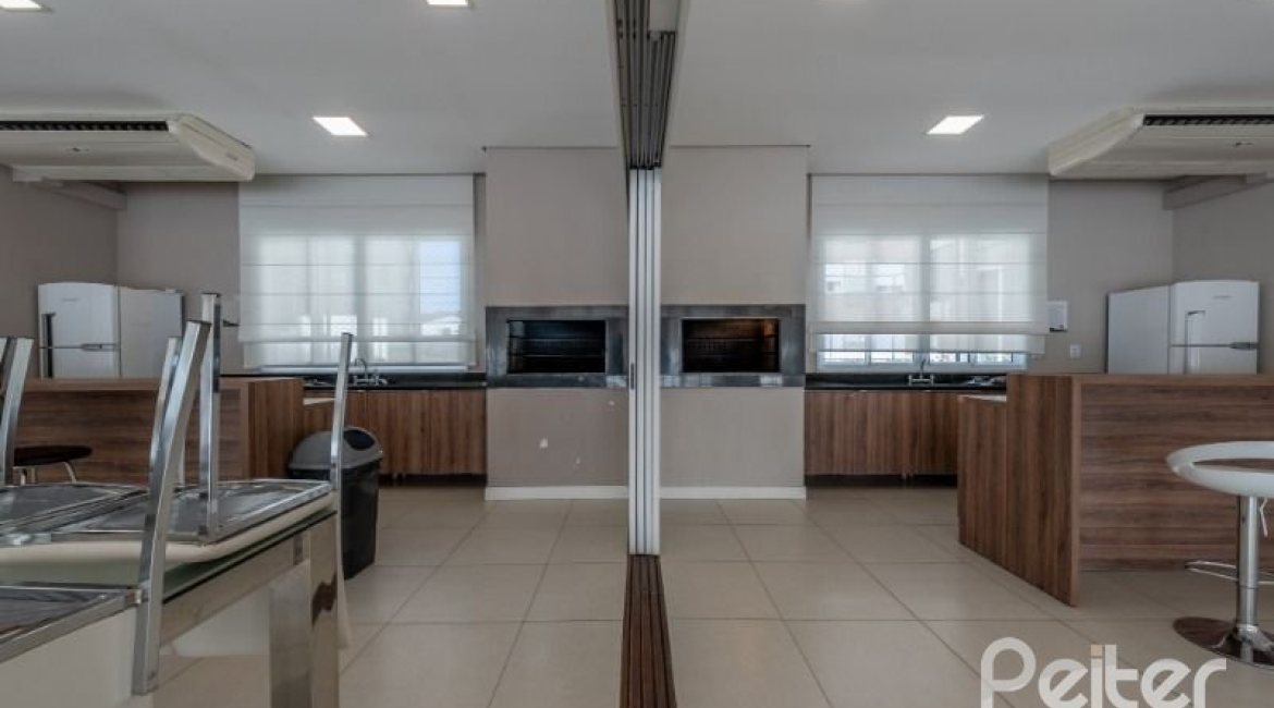 Apartamento à venda com 57m², 2 dormitórios, 1 suíte, 1 vaga, no bairro Vila Nova em PORTO ALEGRE