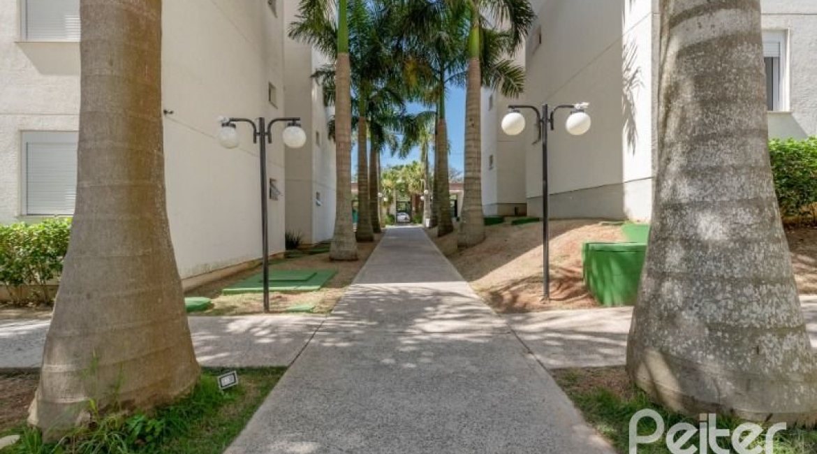 Apartamento à venda com 57m², 2 dormitórios, 1 suíte, 1 vaga, no bairro Vila Nova em PORTO ALEGRE