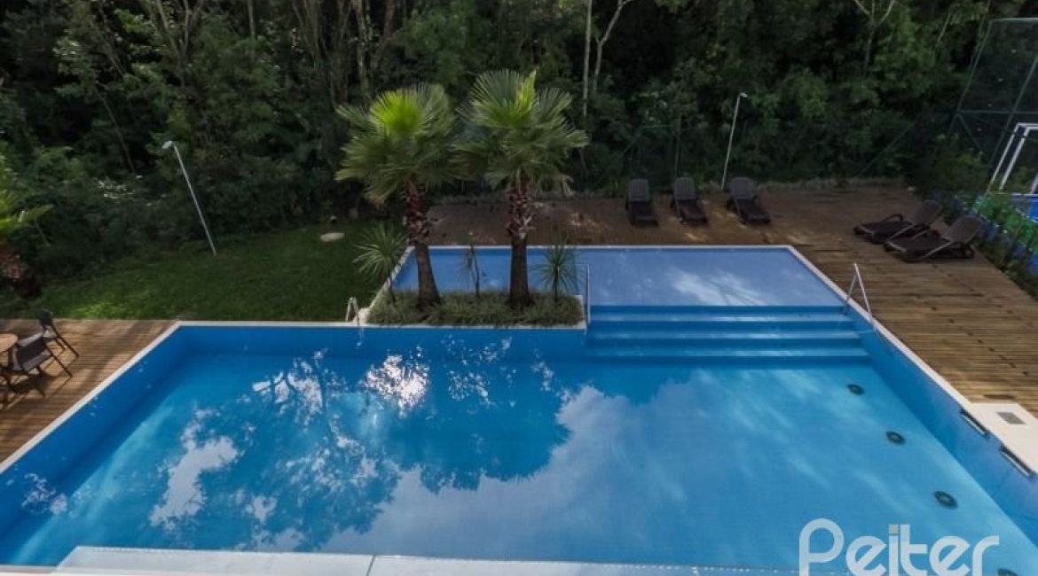 Casa em Condomínio à venda com 162m², 4 dormitórios, 2 suítes, 2 vagas, no bairro Vila Nova em PORTO ALEGRE