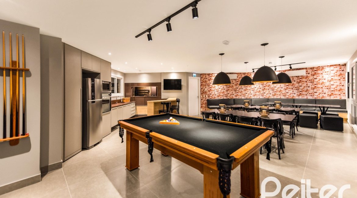 Casa em Condomínio à venda com 162m², 4 dormitórios, 2 suítes, 2 vagas, no bairro Vila Nova em PORTO ALEGRE