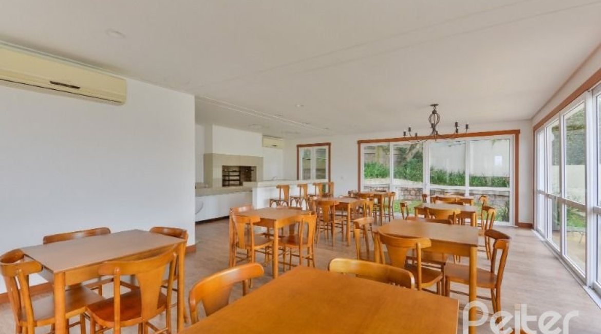 Casa em Condomínio à venda com 397m², 4 dormitórios, 4 suítes, 3 vagas, no bairro Vila Conceicao em PORTO ALEGRE