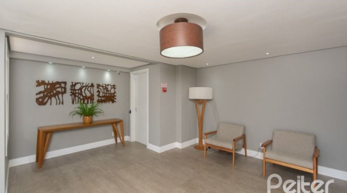 Apartamento à venda com 142m², 3 dormitórios, 1 suíte, 2 vagas, no bairro Tristeza em PORTO ALEGRE