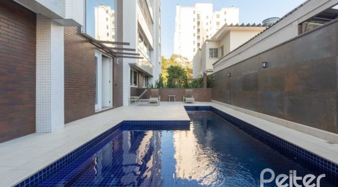 Apartamento à venda com 142m², 3 dormitórios, 1 suíte, 2 vagas, no bairro Tristeza em PORTO ALEGRE