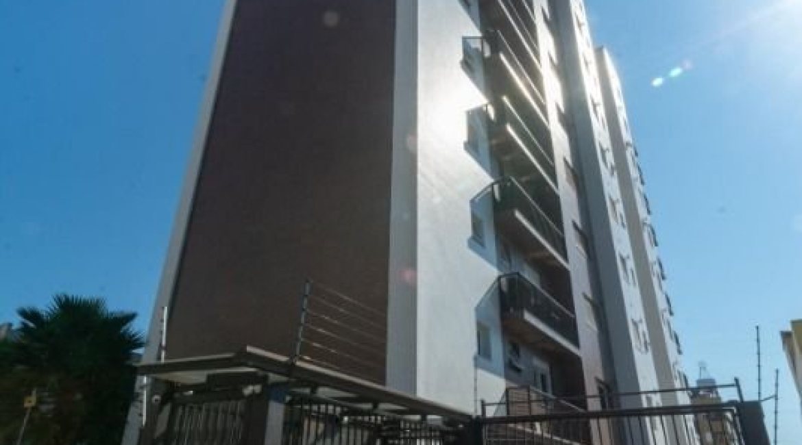 Apartamento à venda com 142m², 3 dormitórios, 1 suíte, 2 vagas, no bairro Tristeza em PORTO ALEGRE