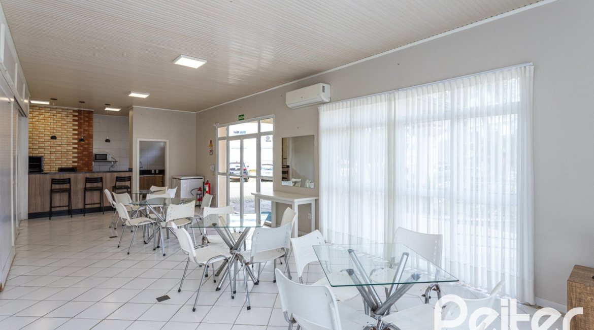 Apartamento à venda com 71m², 2 dormitórios, 1 suíte, 1 vaga, no bairro Cavalhada em PORTO ALEGRE