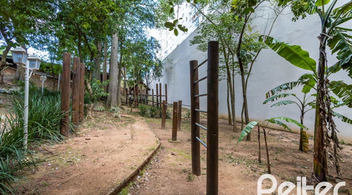 Apartamento à venda com 71m², 2 dormitórios, 1 suíte, 1 vaga, no bairro Cavalhada em PORTO ALEGRE