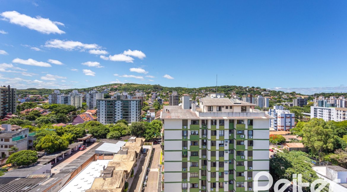 Apartamento à venda com 60m², 2 dormitórios, 1 suíte, 2 vagas, no bairro Tristeza em PORTO ALEGRE