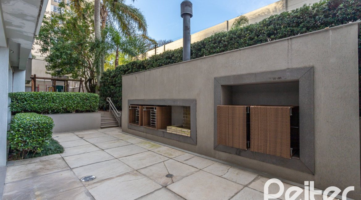 Apartamento à venda com 60m², 2 dormitórios, 1 suíte, 2 vagas, no bairro Tristeza em PORTO ALEGRE