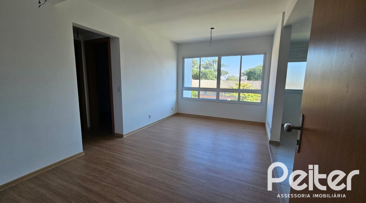 Apartamento à venda com 60m², 2 dormitórios, 1 suíte, 2 vagas, no bairro Tristeza em PORTO ALEGRE