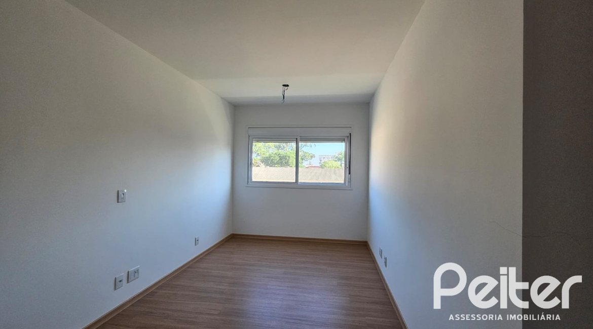 Apartamento à venda com 60m², 2 dormitórios, 1 suíte, 2 vagas, no bairro Tristeza em PORTO ALEGRE