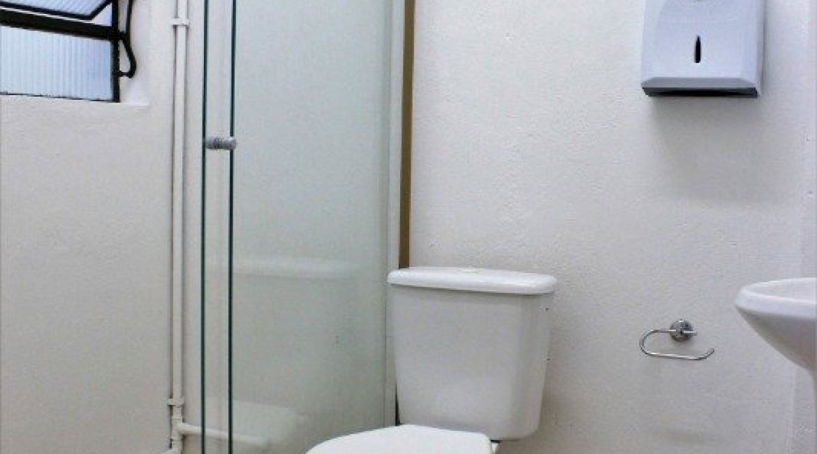 Casa à venda com 290m², 3 dormitórios, 6 vagas, no bairro Menino Deus em Porto Alegre