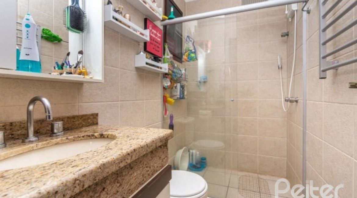  à venda, no bairro  em 