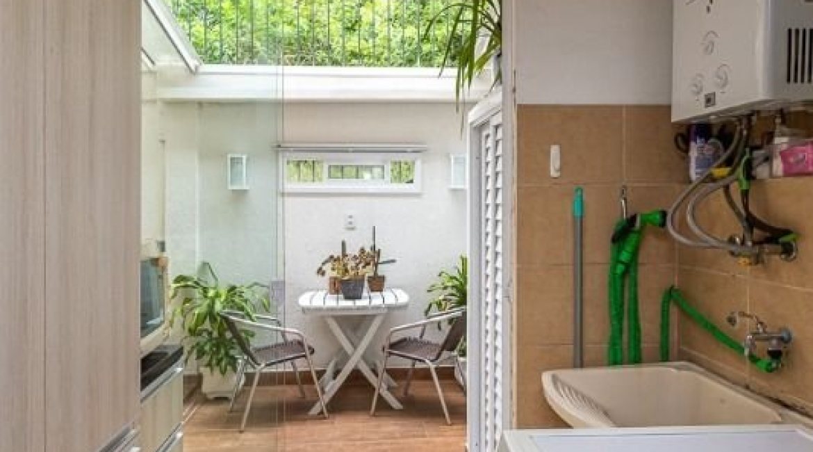  à venda, no bairro  em 