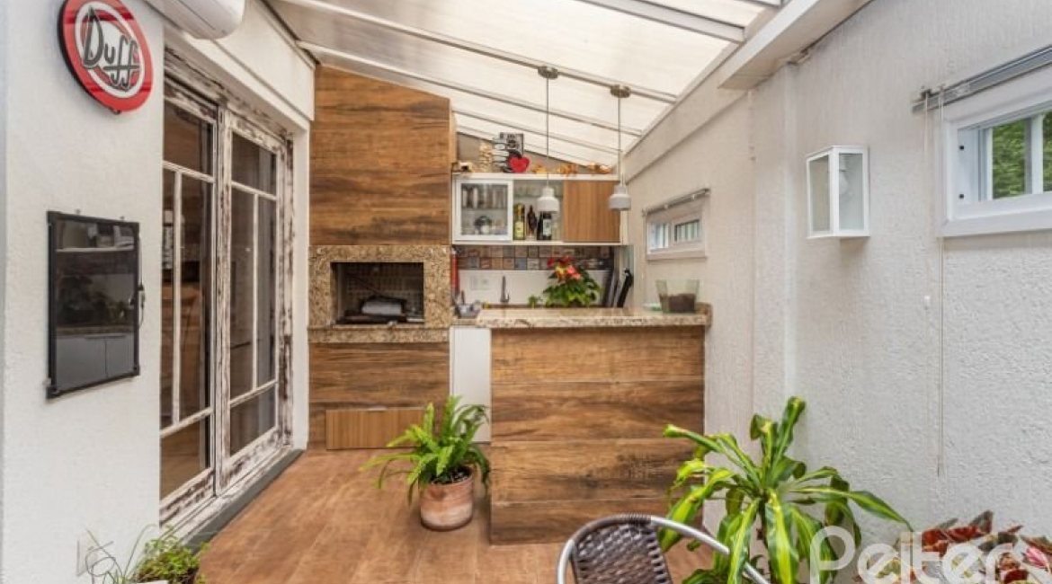  à venda, no bairro  em 