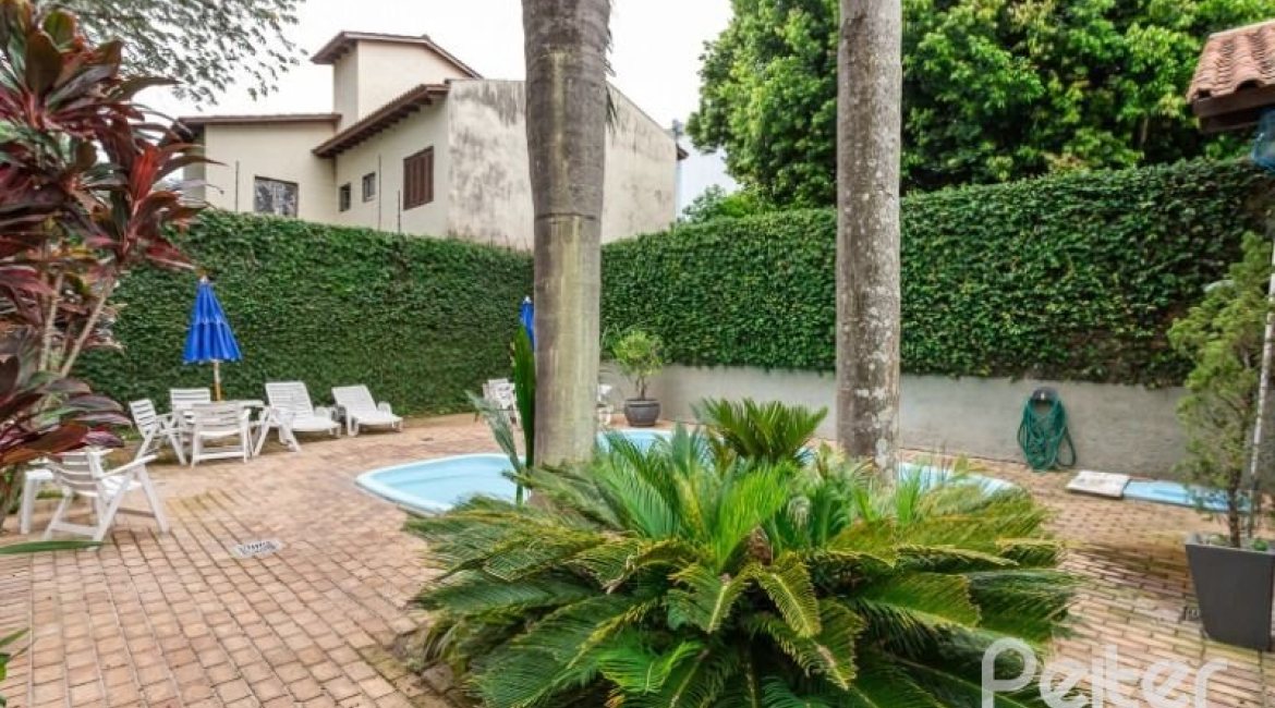  à venda, no bairro  em 