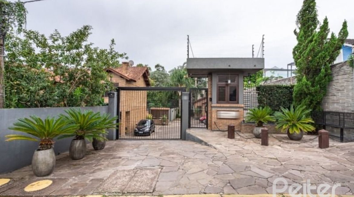  à venda, no bairro  em 