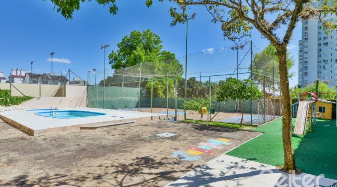 Apartamento à venda com 76m², 2 dormitórios, 1 suíte, 1 vaga, no bairro Tristeza em Porto Alegre