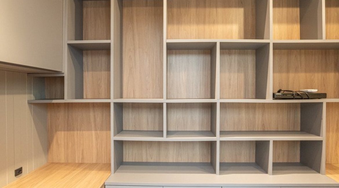 Casa em Condomínio à venda com 290m², 3 dormitórios, 1 suíte, 2 vagas, no bairro Jardim Isabel em Porto Alegre