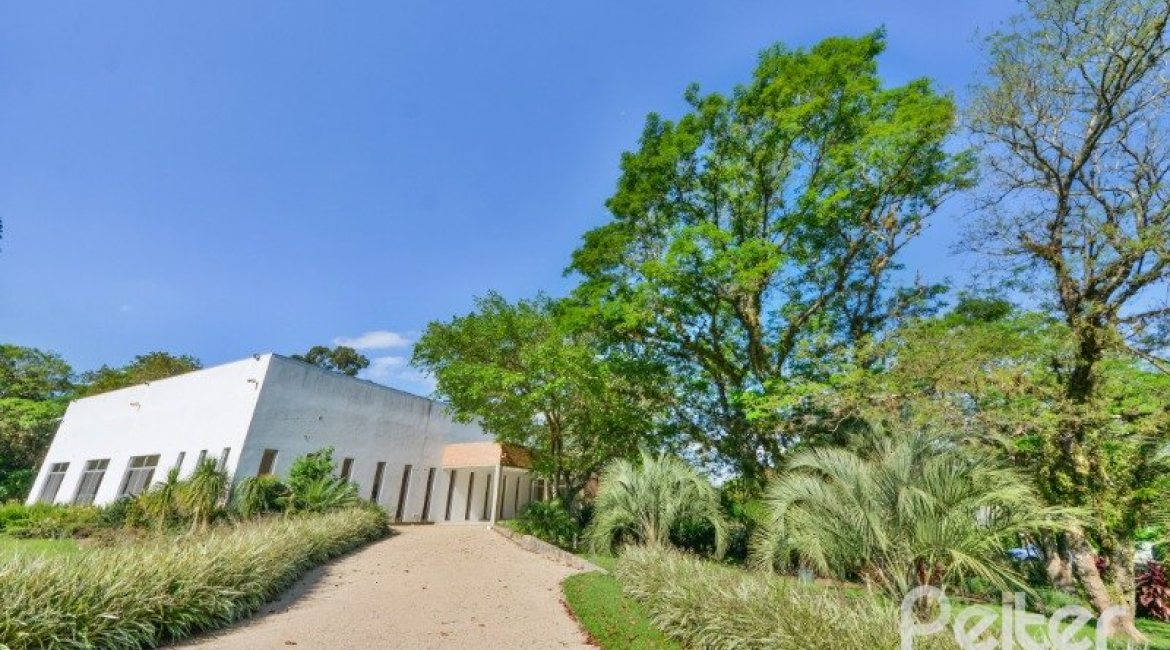 Comercial à venda com 1000m², no bairro Chapéu do Sol em Porto Alegre