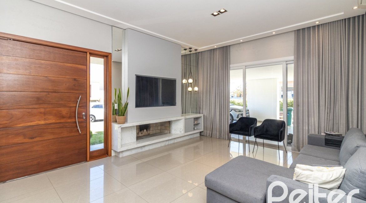 Casa em Condomínio à venda com 240m², 3 dormitórios, 3 suítes, 2 vagas, no bairro Alphaville em PORTO ALEGRE