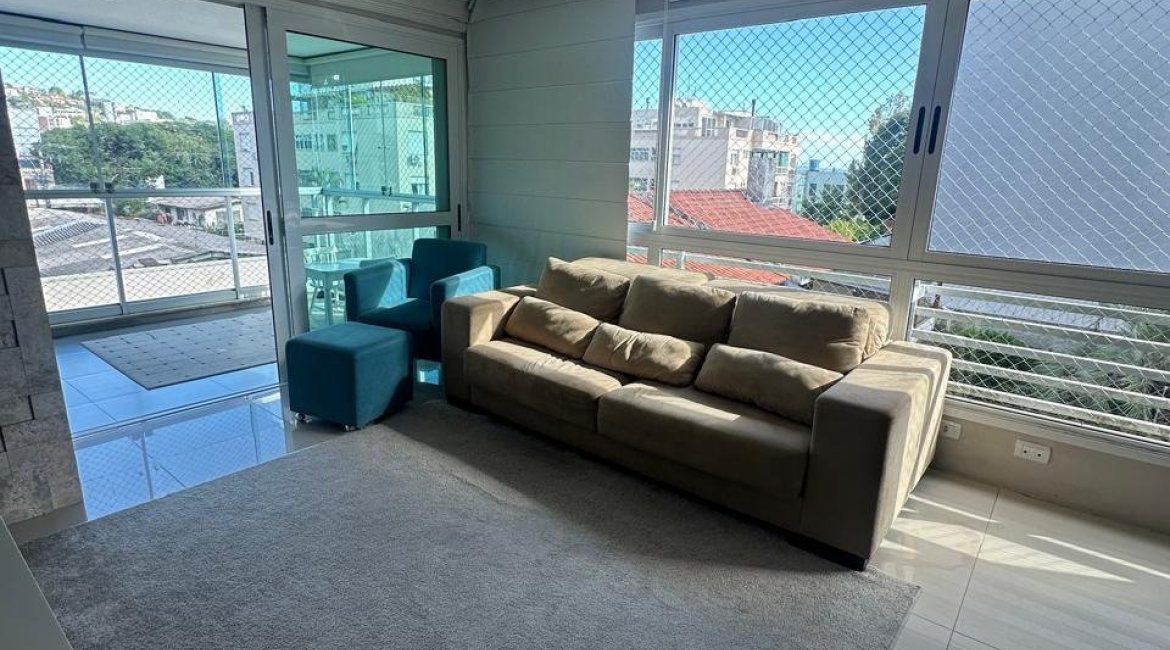 Apartamento à venda com 89m², 2 dormitórios, 1 suíte, 1 vaga, no bairro Tristeza em Porto Alegre