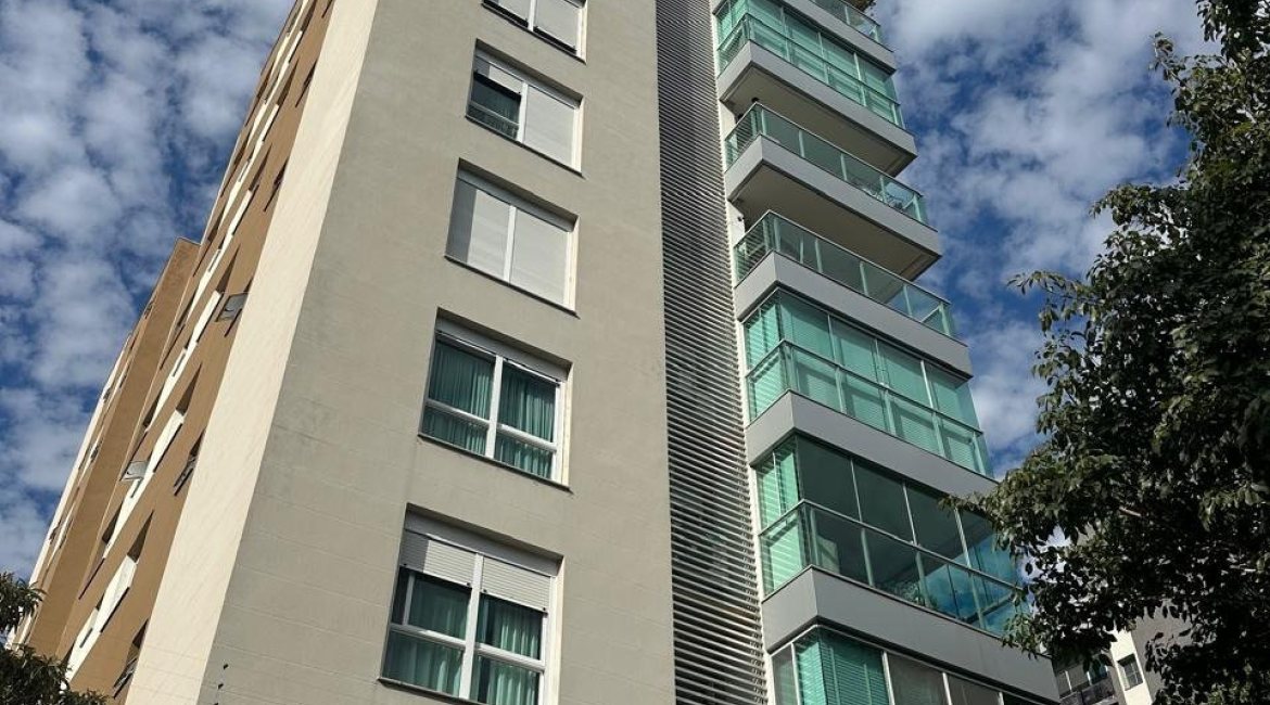 Apartamento à venda com 89m², 2 dormitórios, 1 suíte, 1 vaga, no bairro Tristeza em Porto Alegre