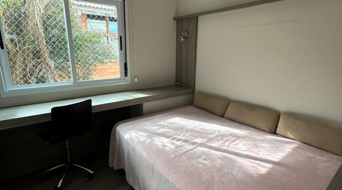 Apartamento à venda com 89m², 2 dormitórios, 1 suíte, 1 vaga, no bairro Tristeza em Porto Alegre