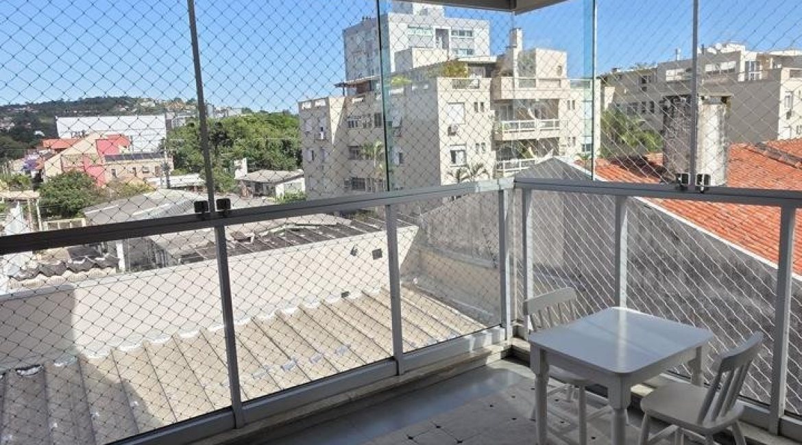Apartamento à venda com 89m², 2 dormitórios, 1 suíte, 1 vaga, no bairro Tristeza em Porto Alegre